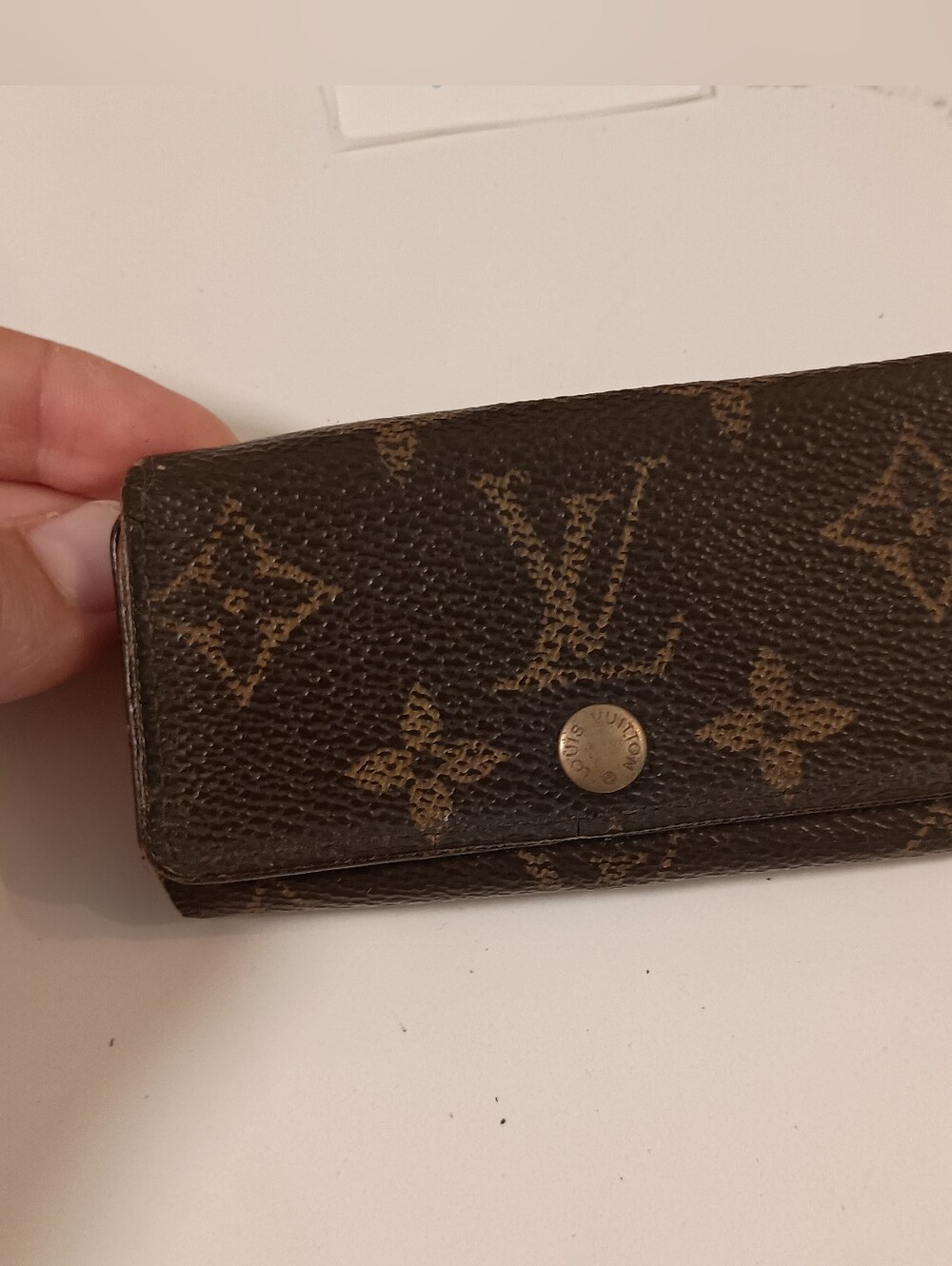 Authentic Louis Vuitton Monogram 4-Key Holder Wallet